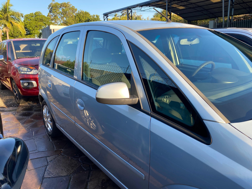 Imagem externa do MERIVA PREMIUM