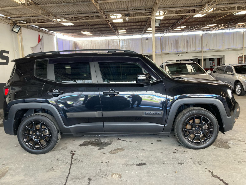 Imagem do veículo JEEP RENEGADE 1.8 16V FLEX SPORT 4P AUTOMÁTICO
