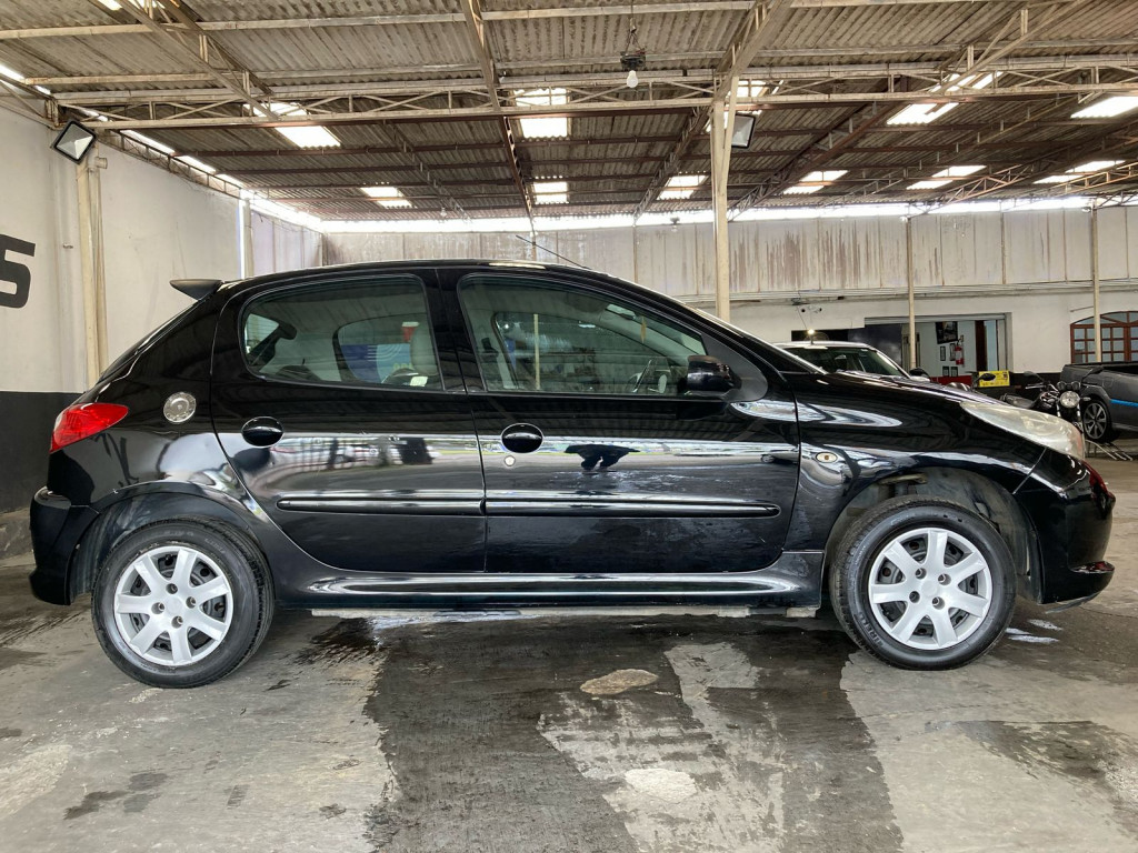 Imagem do veículo PEUGEOT 207 1.4 XR 8V FLEX 4P MANUAL
