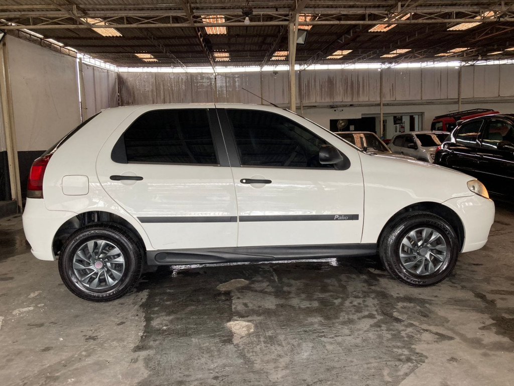 Imagem do veículo FIAT PALIO 1.0 MPI FIRE ECONOMY 8V FLEX 4P MANUAL