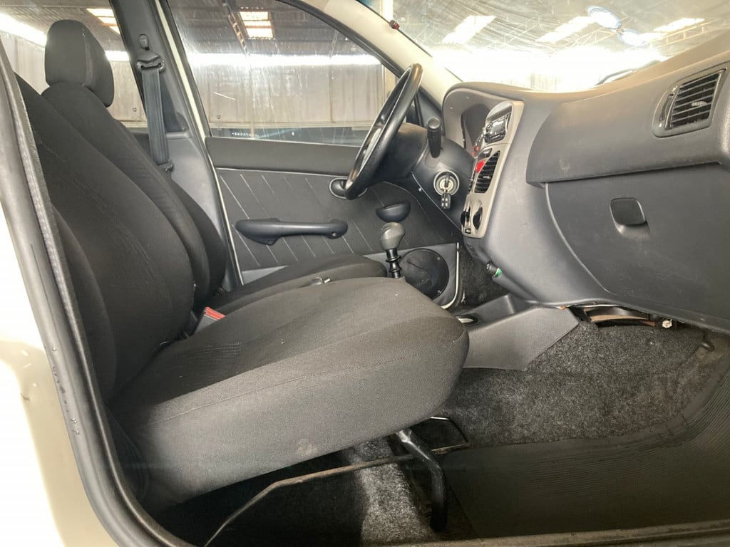 Imagem do veículo FIAT PALIO 1.0 MPI FIRE ECONOMY 8V FLEX 4P MANUAL
