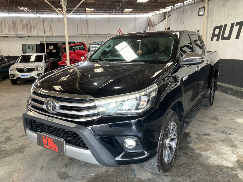 Imagem do veículo TOYOTA HILUX 2.8 D-4D TURBO DIESEL CD SRX 4X4 AUTOMÁTICO