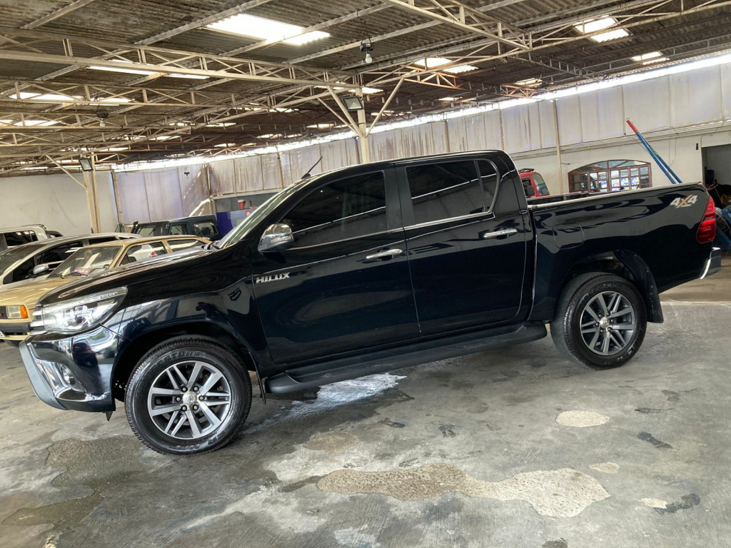 Imagem do veículo TOYOTA HILUX 2.8 D-4D TURBO DIESEL CD SRX 4X4 AUTOMÁTICO
