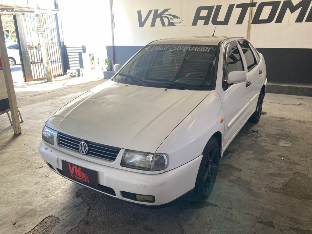 VOLKSWAGEN POLO 1.8 MI CLASSIC SPECIAL SEDAN 8V GASOLINA 4P MANUAL
