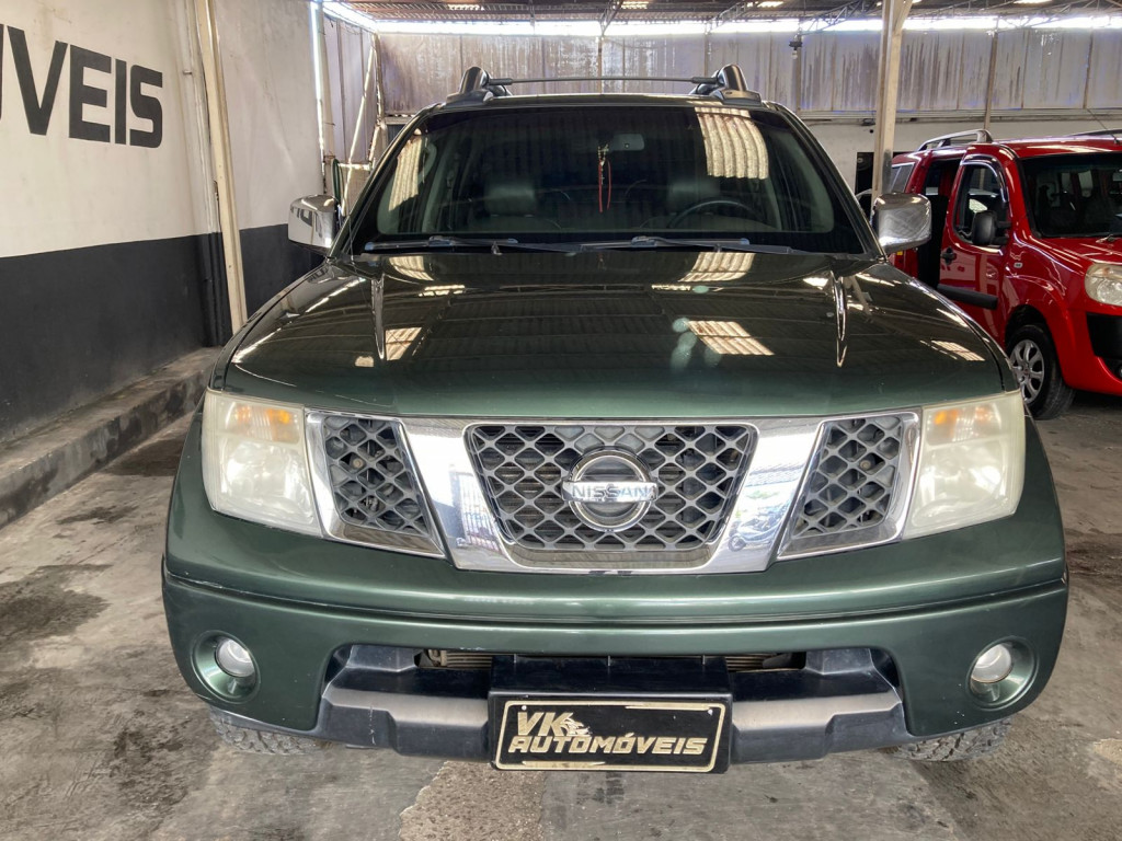 Imagem do veículo NISSAN FRONTIER 2.5 LE 4X4 CD TURBO ELETRONIC DIESEL 4P MANUAL