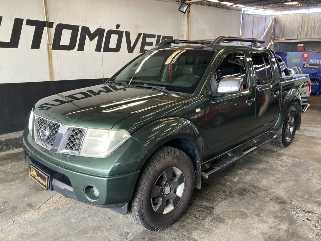 Imagem do veículo NISSAN FRONTIER 2.5 LE 4X4 CD TURBO ELETRONIC DIESEL 4P MANUAL
