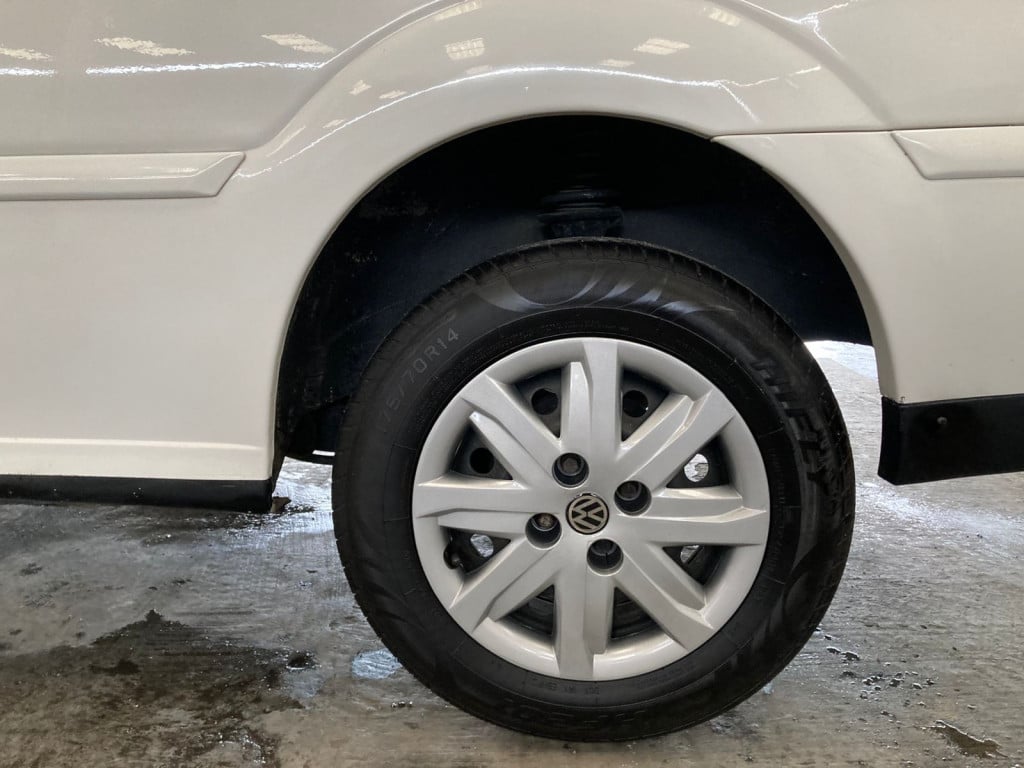 Imagem do veículo VOLKSWAGEN SAVEIRO 1.6 MI CS 8V FLEX 2P MANUAL G.IV