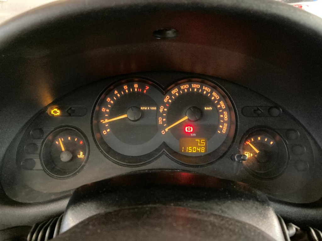 Imagem do veículo CHEVROLET CLASSIC 1.0 MPFI LS 8V FLEX 4P MANUAL