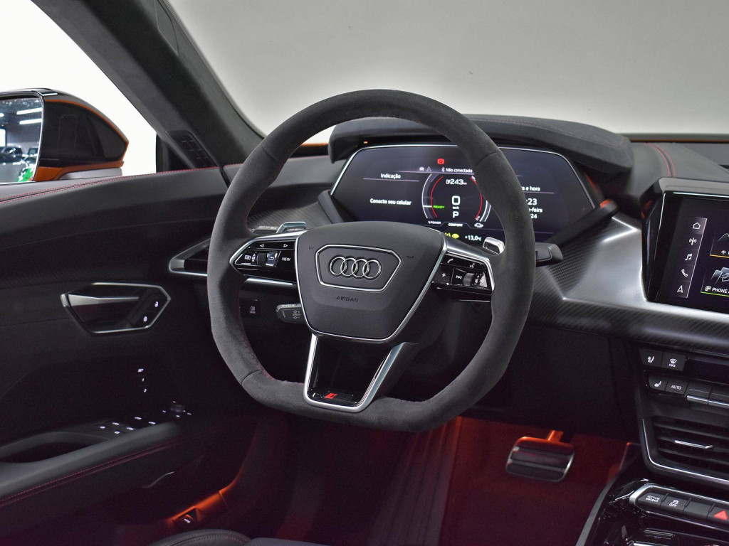 Imagem do veículo AUDI RS E-TRON GT 2023