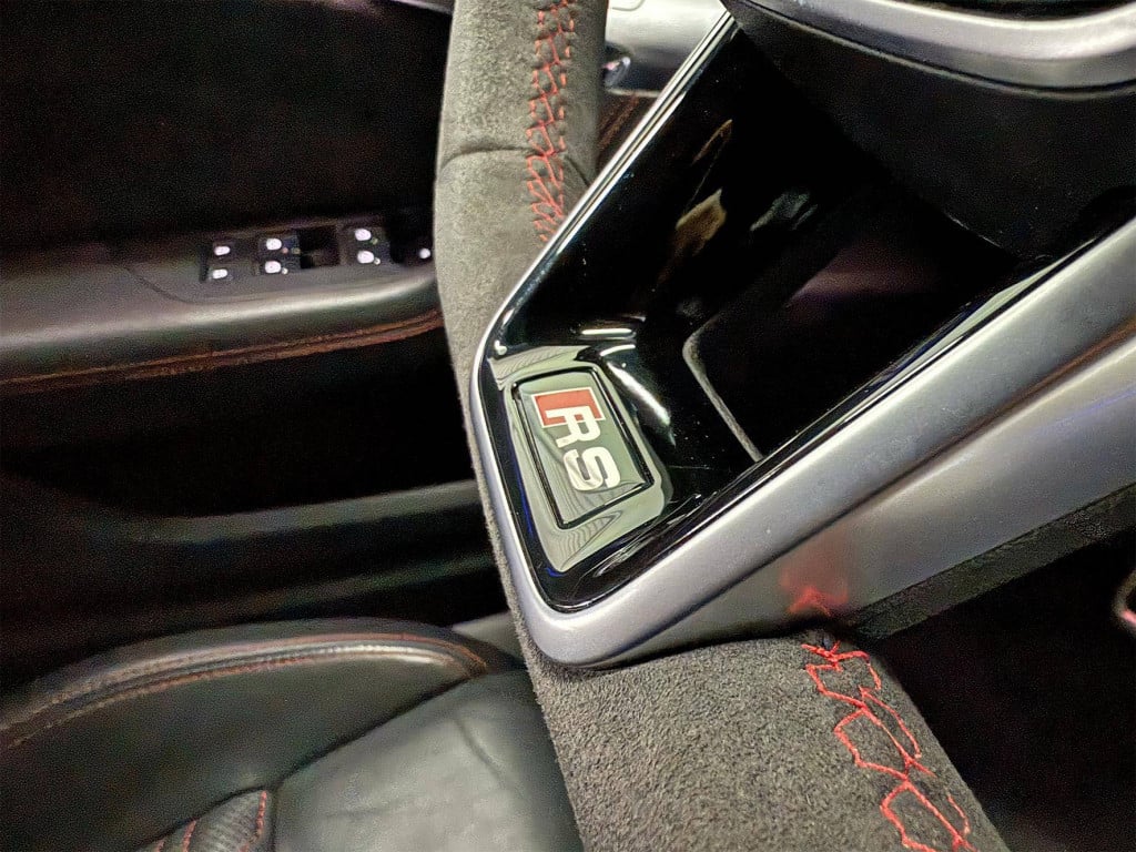 Imagem do veículo AUDI RS6 4.0 AVANT FSI BI-TB QUATTRO TIP. 5P 2021