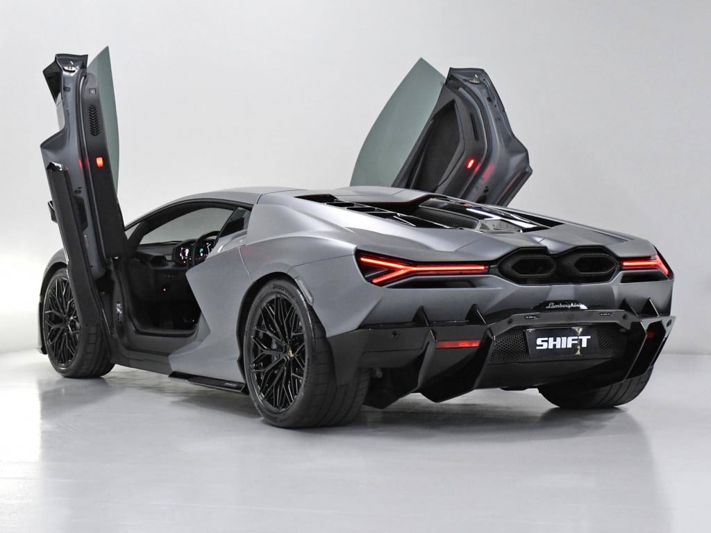 Imagem do veículo LAMBORGHINI REVUELTO COUPE LP 1015-4 (HIB) 2024