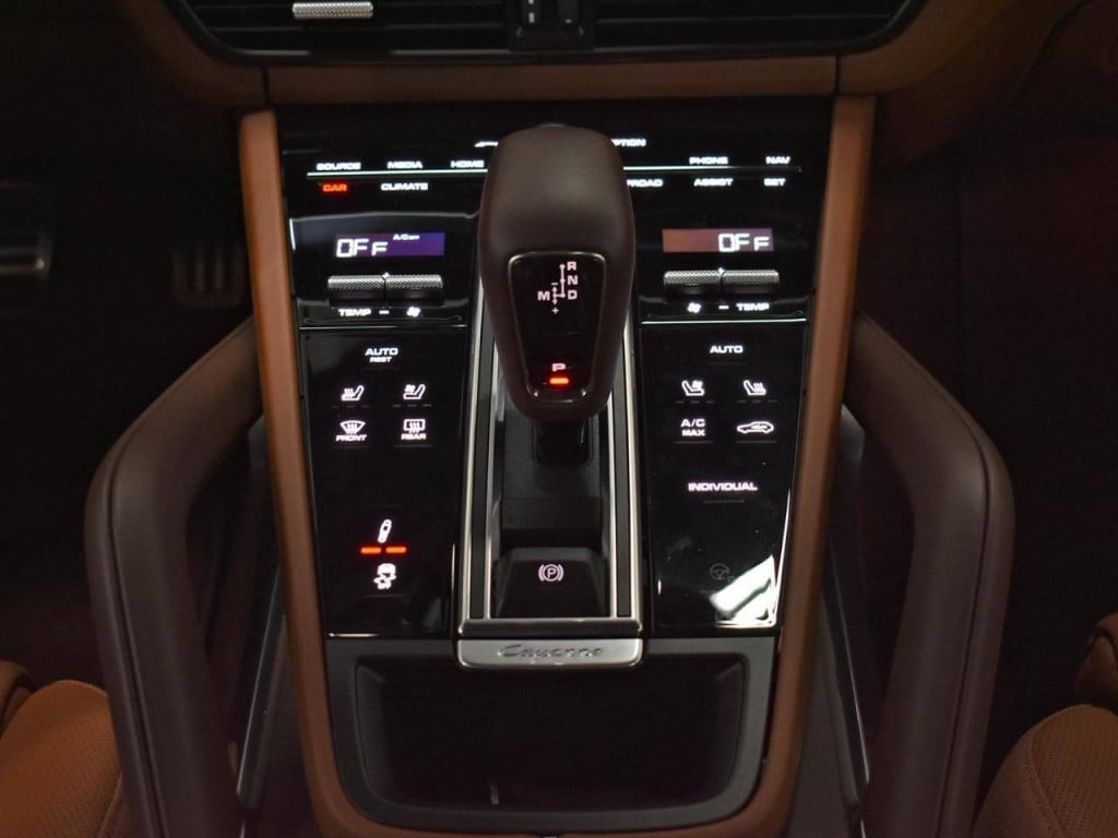 Imagem do veículo PORSCHE CAYENNE COUPE TURBO S E-HYBRID 4.0 2023