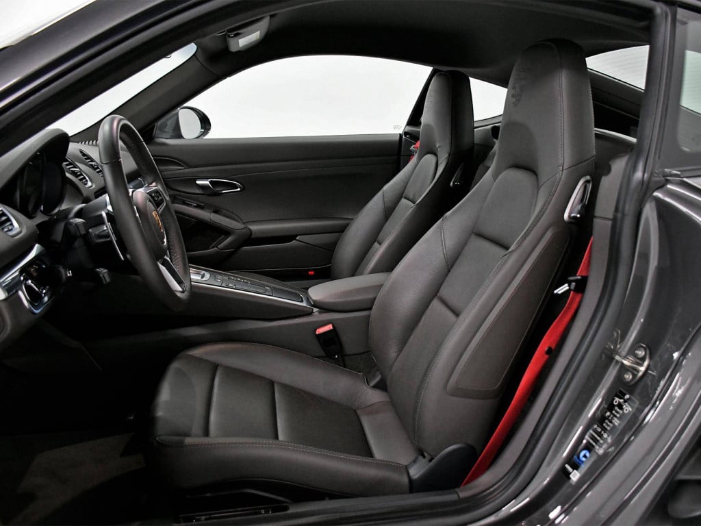 Imagem do veículo PORSCHE 718 CAYMAN 2.0 300CV 2022