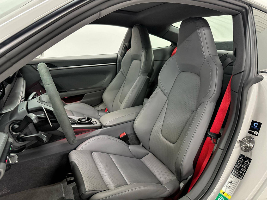 Imagem do veículo PORSCHE 911 CARRERA S 3.0 450 CV 2024