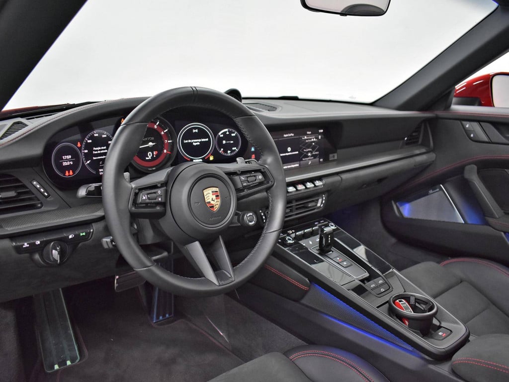 Imagem do veículo PORSCHE 911 CARRERA 4 GTS CABRI. 3.0 24V (992) 2023