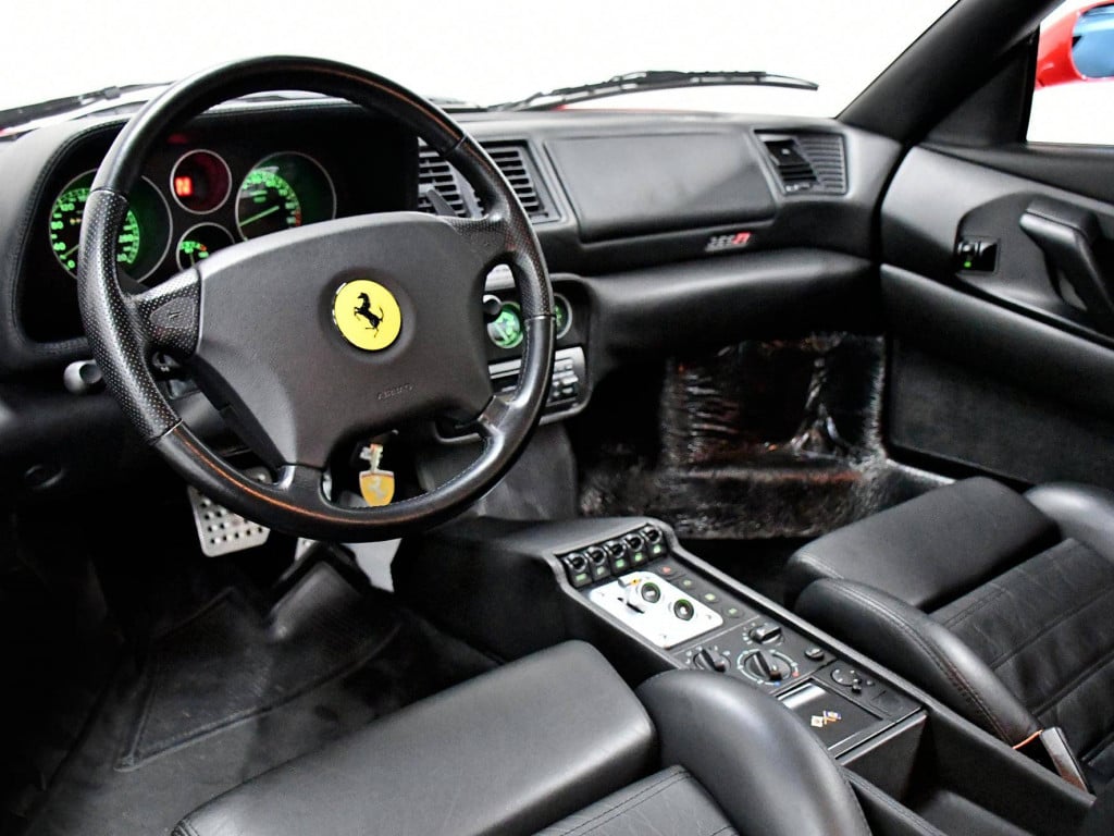 Imagem do veículo FERRARI 355 F-1 GTS 3.5 2P 1999