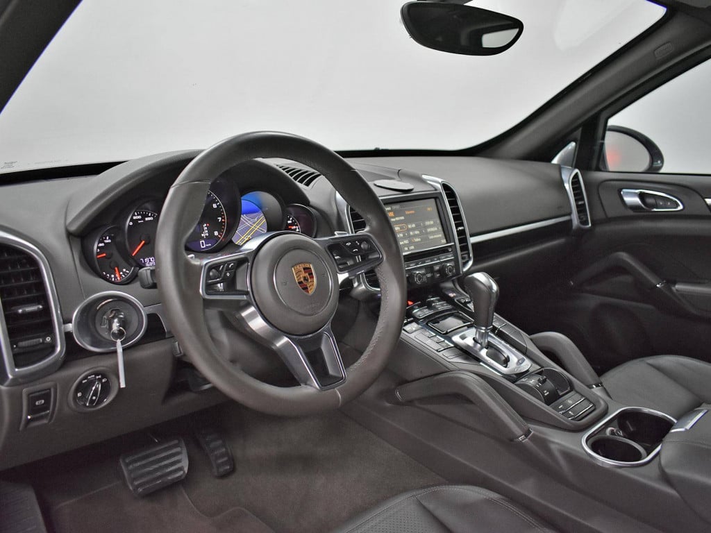 Imagem do veículo PORSCHE CAYENNE V6 3.6 4X4 300CV 2016