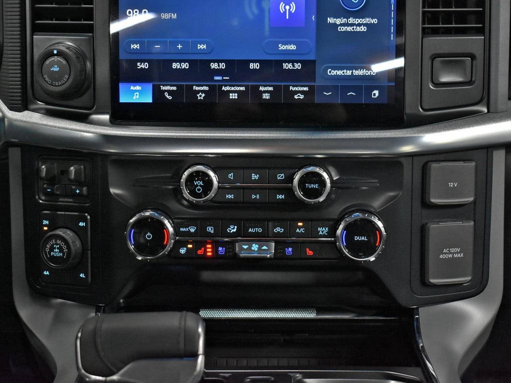 Imagem do veículo FORD F-150 LARIAT 2024