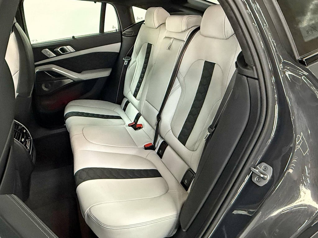 Imagem do veículo BMW X6 M COMPETITION 2025