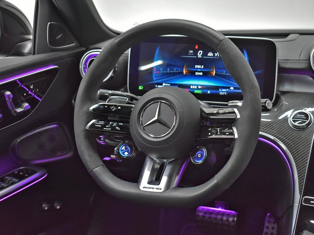 Imagem do veículo MERCEDES-BENZ C-63 AMG S E PERFORMANCE (HÍBRIDO) 2024