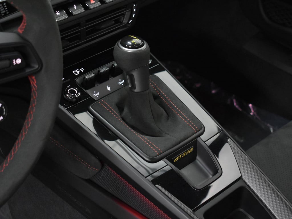 Imagem do veículo PORSCHE 911 GT3 RS 2024
