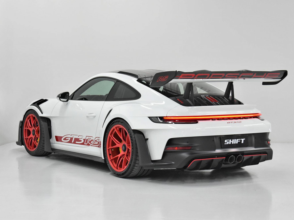 Imagem do veículo PORSCHE 911 GT3 RS 2024