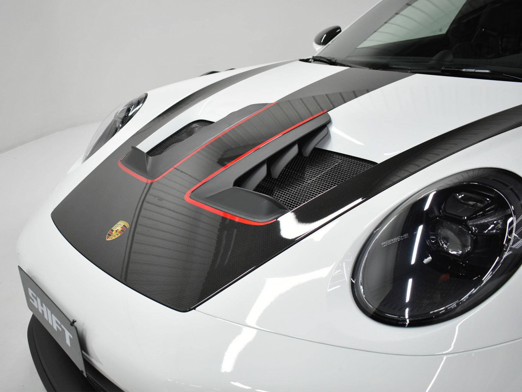 Imagem do veículo PORSCHE 911 GT3 RS 2024