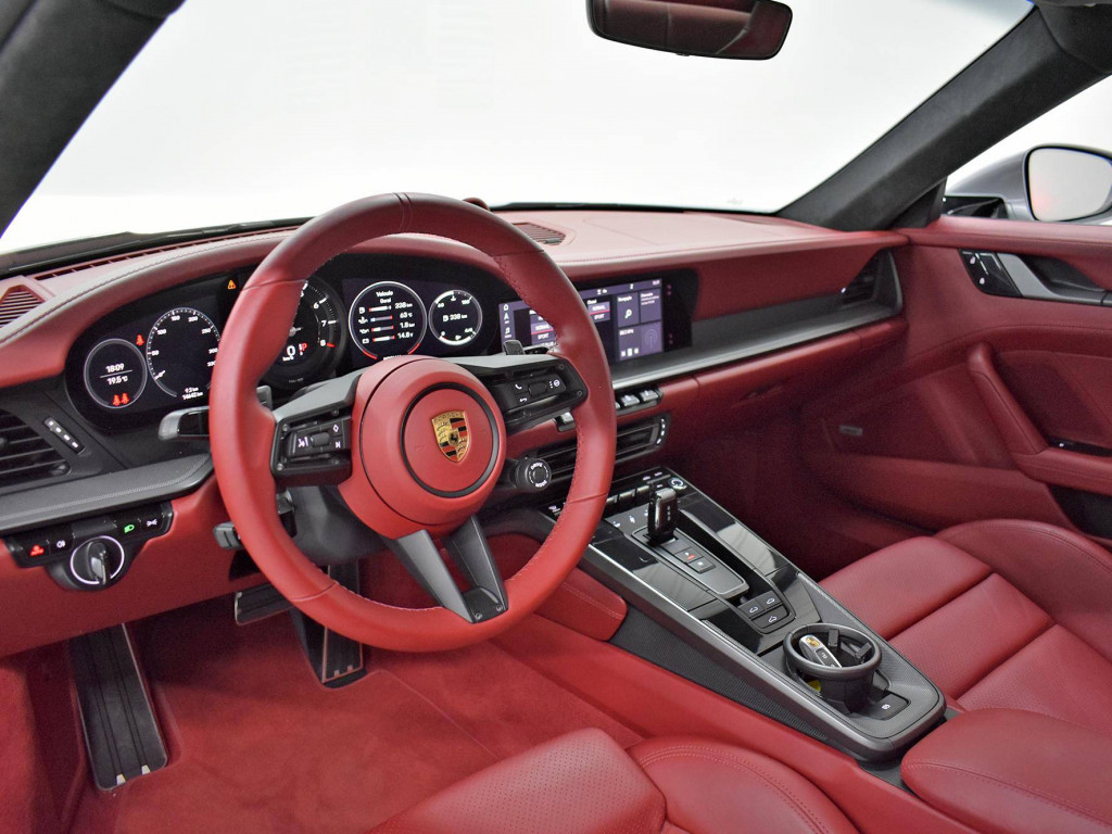 Imagem do veículo PORSCHE 911 CARRERA COUPE 3.0 (991/992) 2020