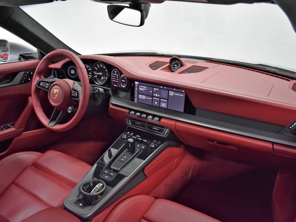 Imagem do veículo PORSCHE 911 CARRERA COUPE 3.0 (991/992) 2020