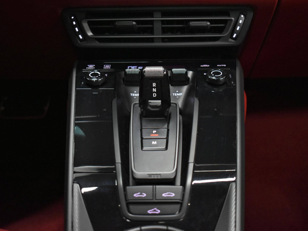Imagem do veículo PORSCHE 911 CARRERA COUPE 3.0 (991/992) 2020
