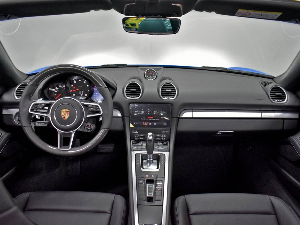 Imagem do veículo PORSCHE 718 BOXSTER 2.0 300CV 2024