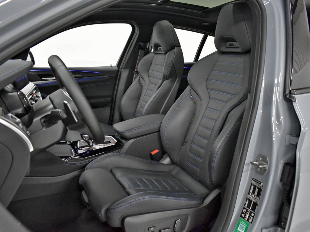 Imagem do veículo BMW X4 M40I 3.0 TURBO 388CV AUT 2025