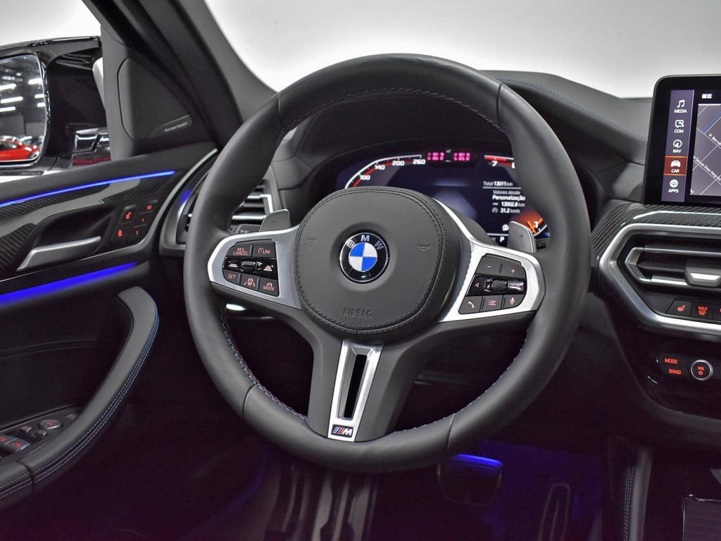 Imagem do veículo BMW X4 M40I 3.0 TURBO 388CV AUT 2025