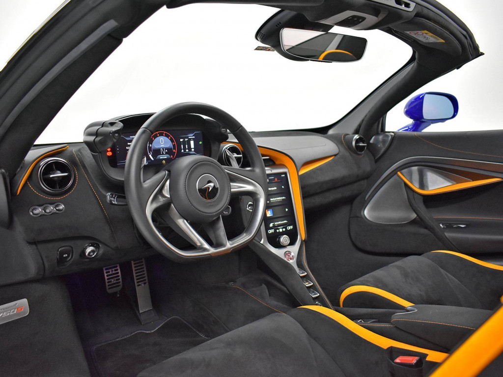 Imagem do veículo MCLAREN 750S Spider 4.0 Bi-Turbo V8 2p. 2024
