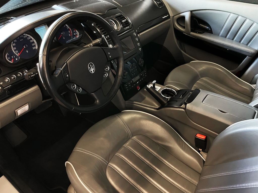 Imagem do veículo MASERATI QUATTROPORTE 4.2 EXECUTIVE V8 32V GASOLINA 4P AUTOMÁTICO