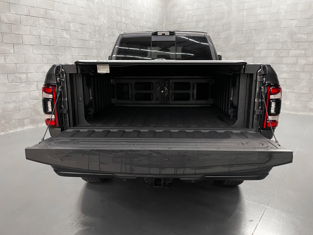 Imagem do veículo RAM 2500 LARAMIE 6.7 NIGHT ED. TB CD 4x4