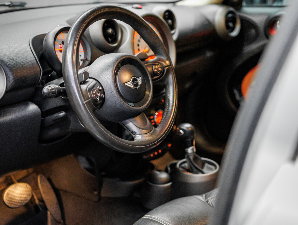 Imagem do veículo MINI COUNTRYMAN 1.6 CHILLI 16V 120CV GASOLINA 4P AUTOMÁTICO