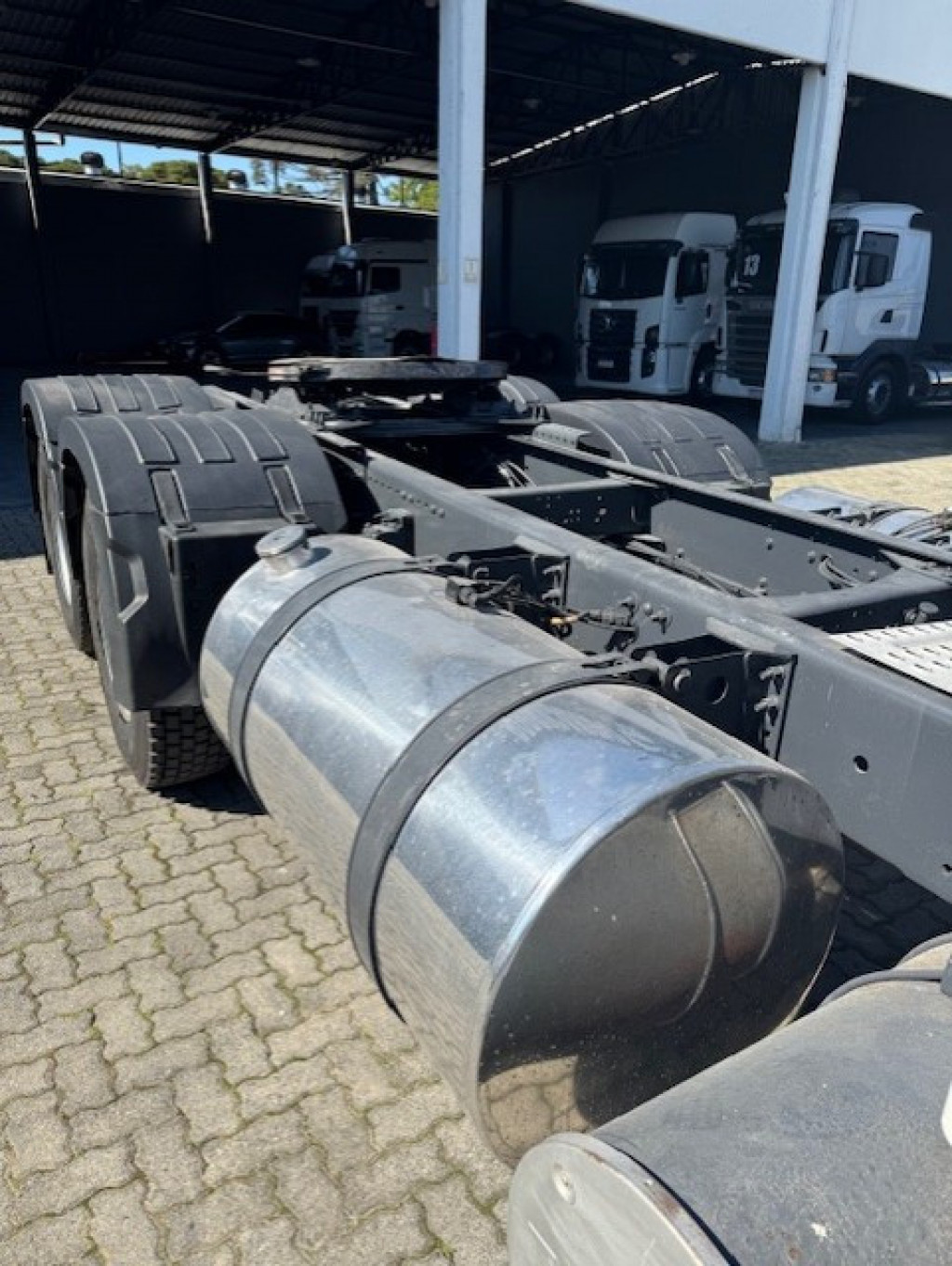 Imagem do veículo VOLVO FH 440 6x2