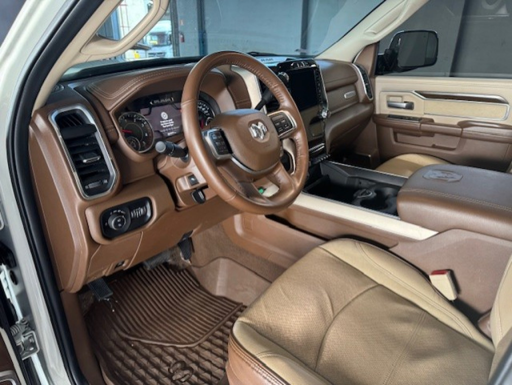 Imagem do veículo RAM 2500 LARAMIE 6.7 TURBO DIESEL  CD 4X4 AUTOMÁTICO