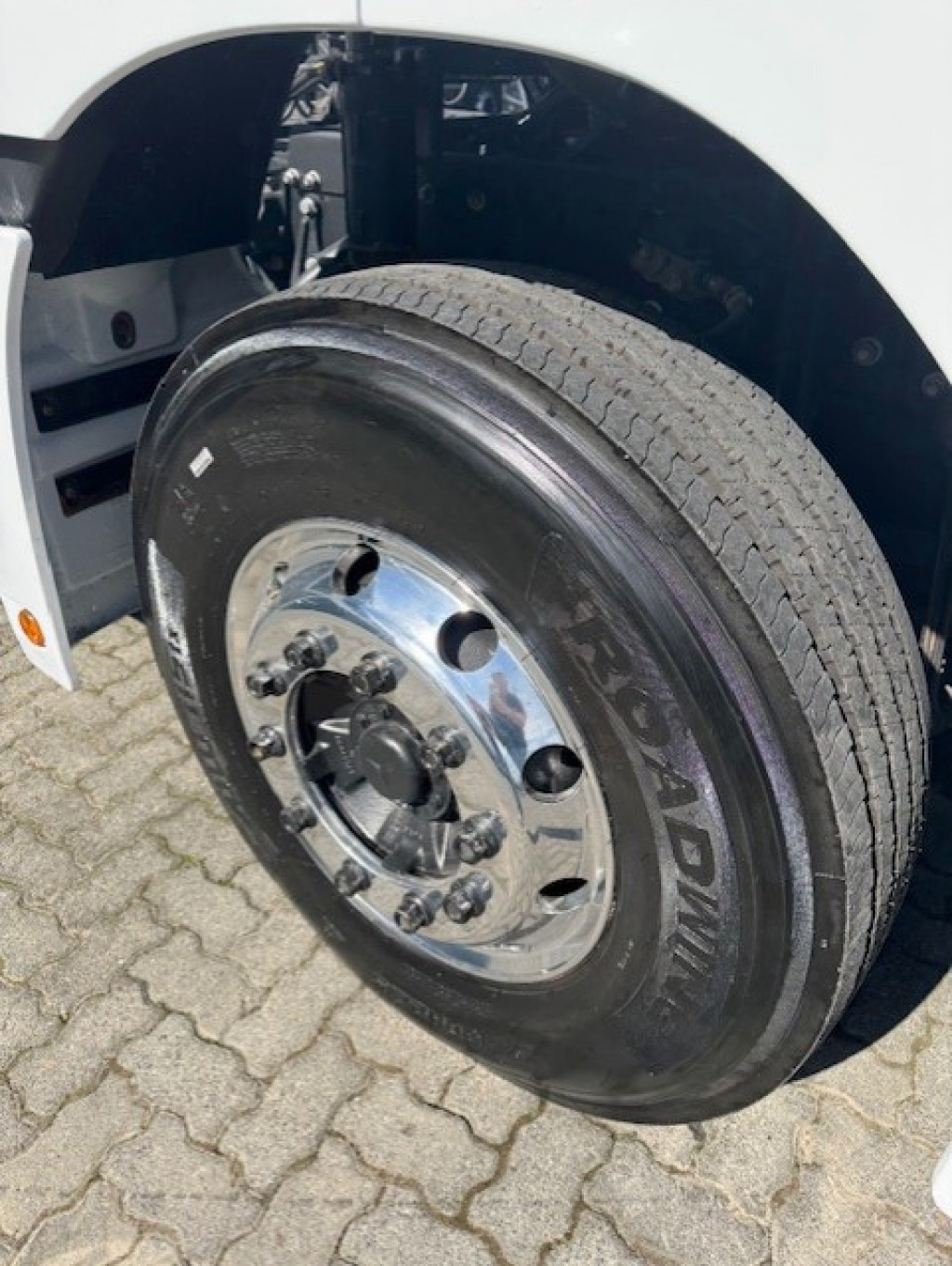 Imagem do veículo MERCEDES-BENZ Axor 2544 S 6x2 2P (E5)