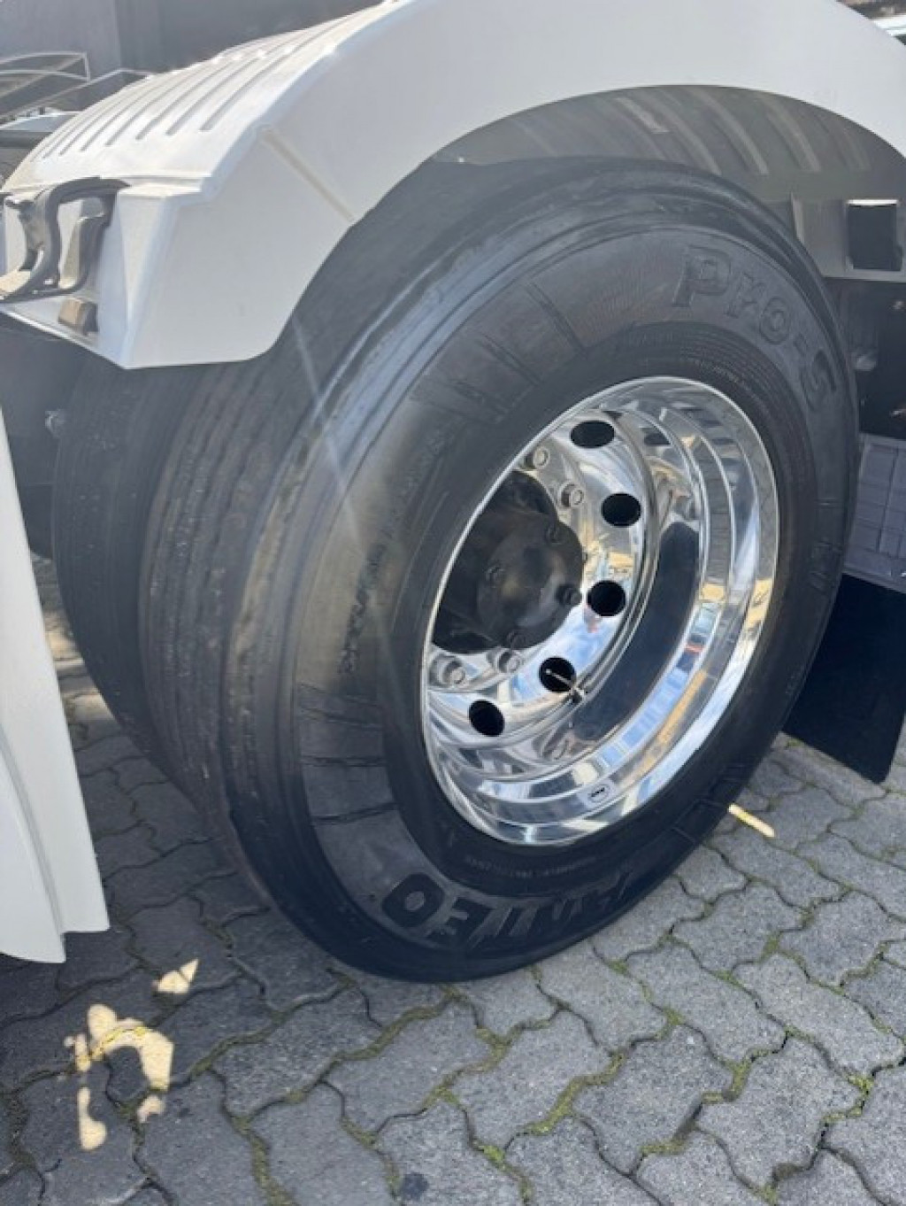 Imagem do veículo MERCEDES-BENZ Axor 2544 S 6x2 2P (E5)
