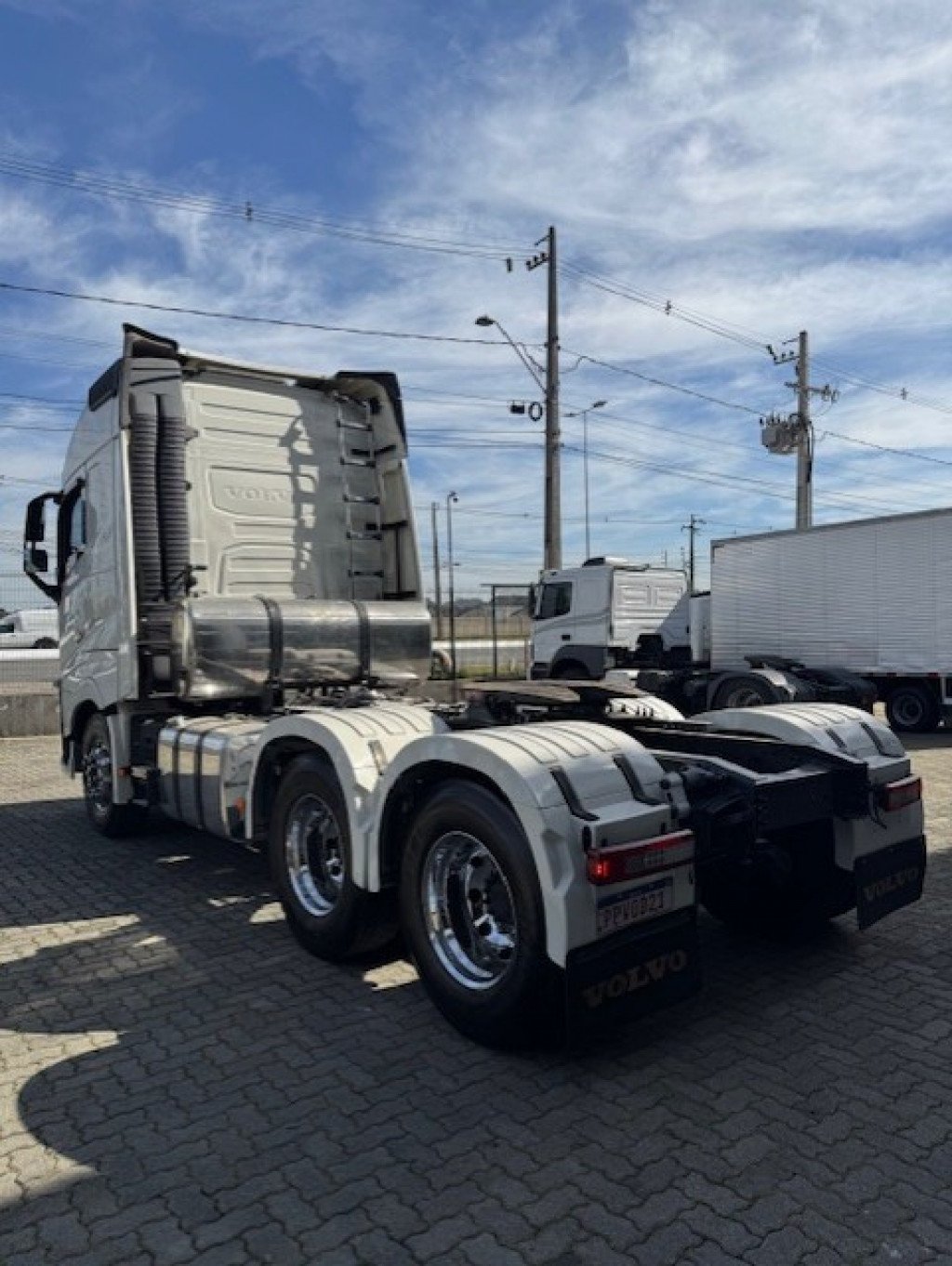 Imagem do veículo VOLVO FH 460 6x2