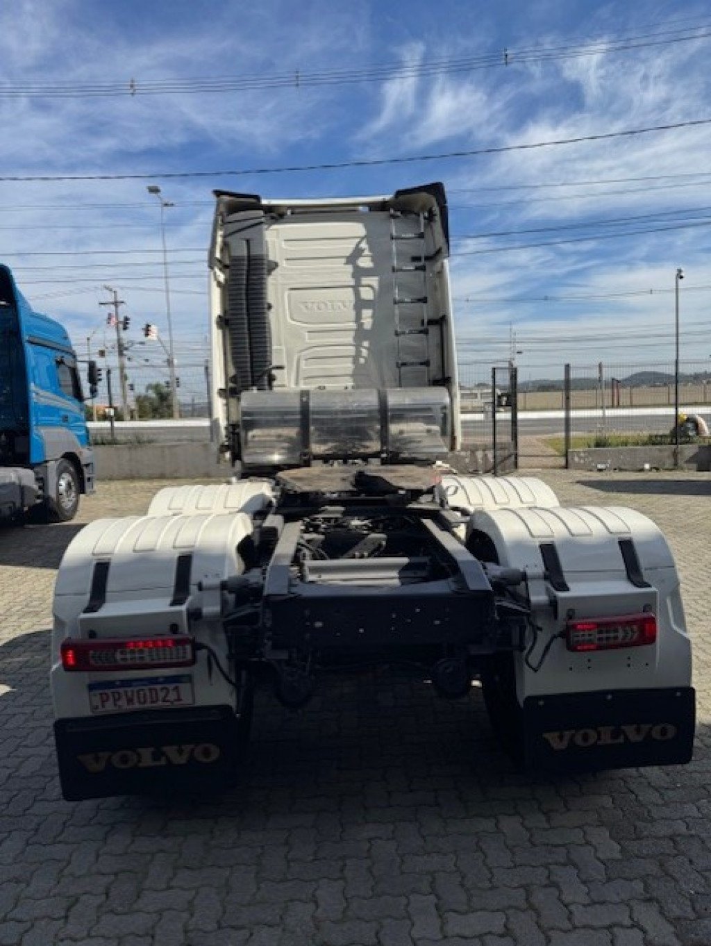 Imagem do veículo VOLVO FH 460 6x2
