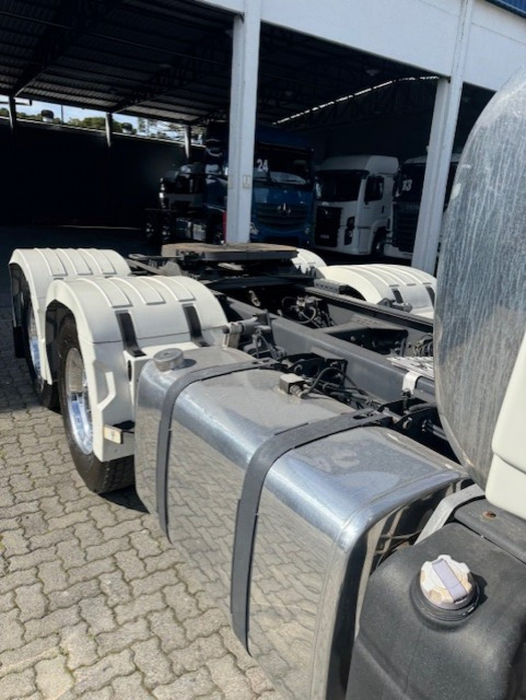 Imagem do veículo VOLVO FH 460 6x2