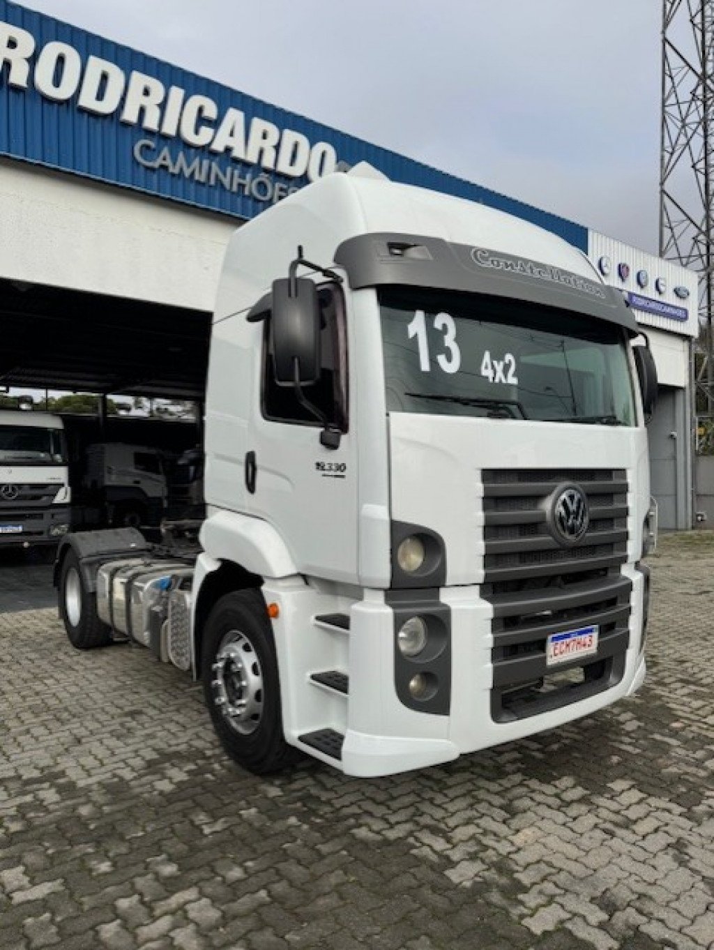 Imagem do veículo VOLKSWAGEN 19-330 E Constellation 2P (E5)