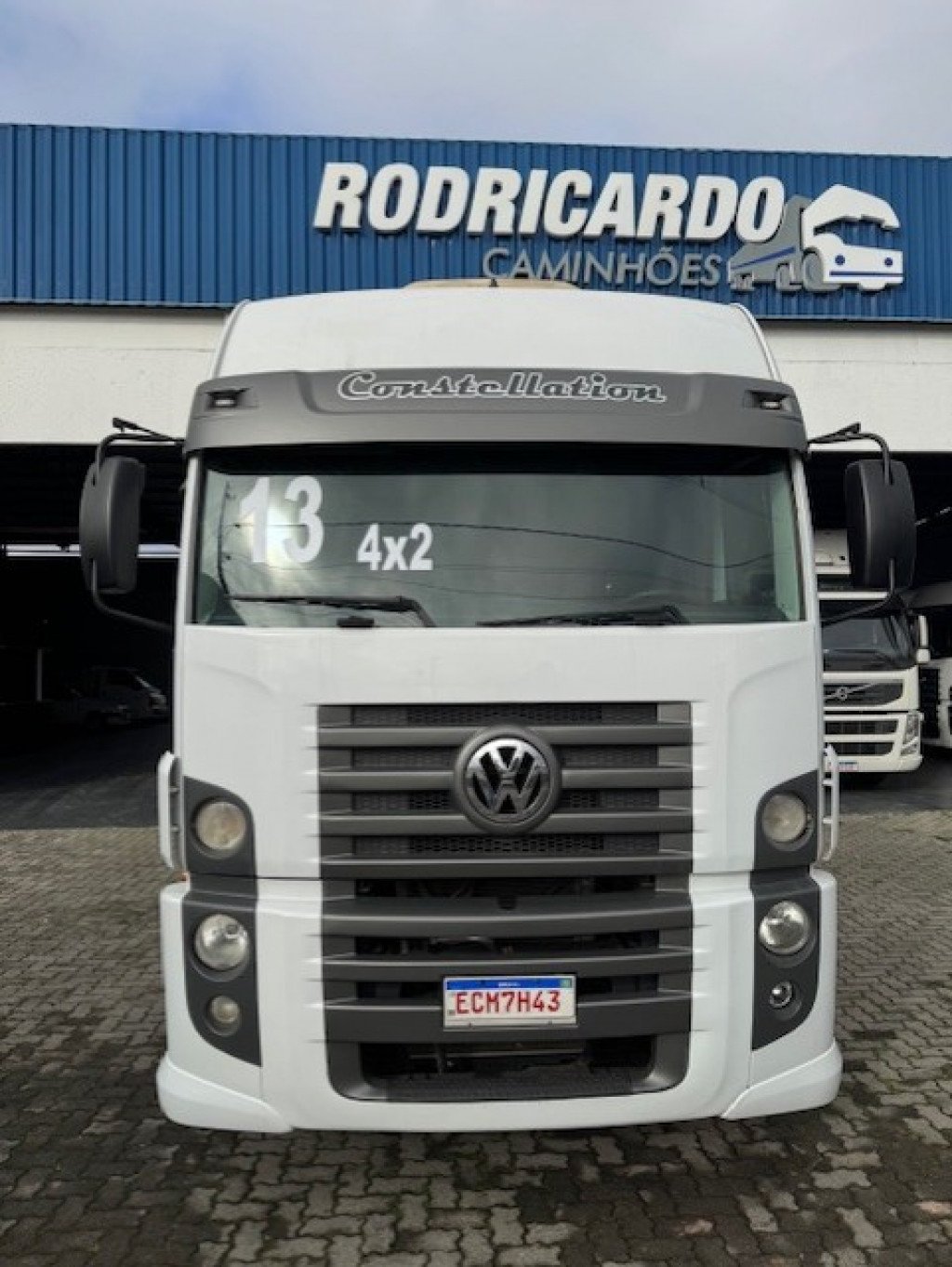 Imagem do veículo VOLKSWAGEN 19-330 E Constellation 2P (E5)