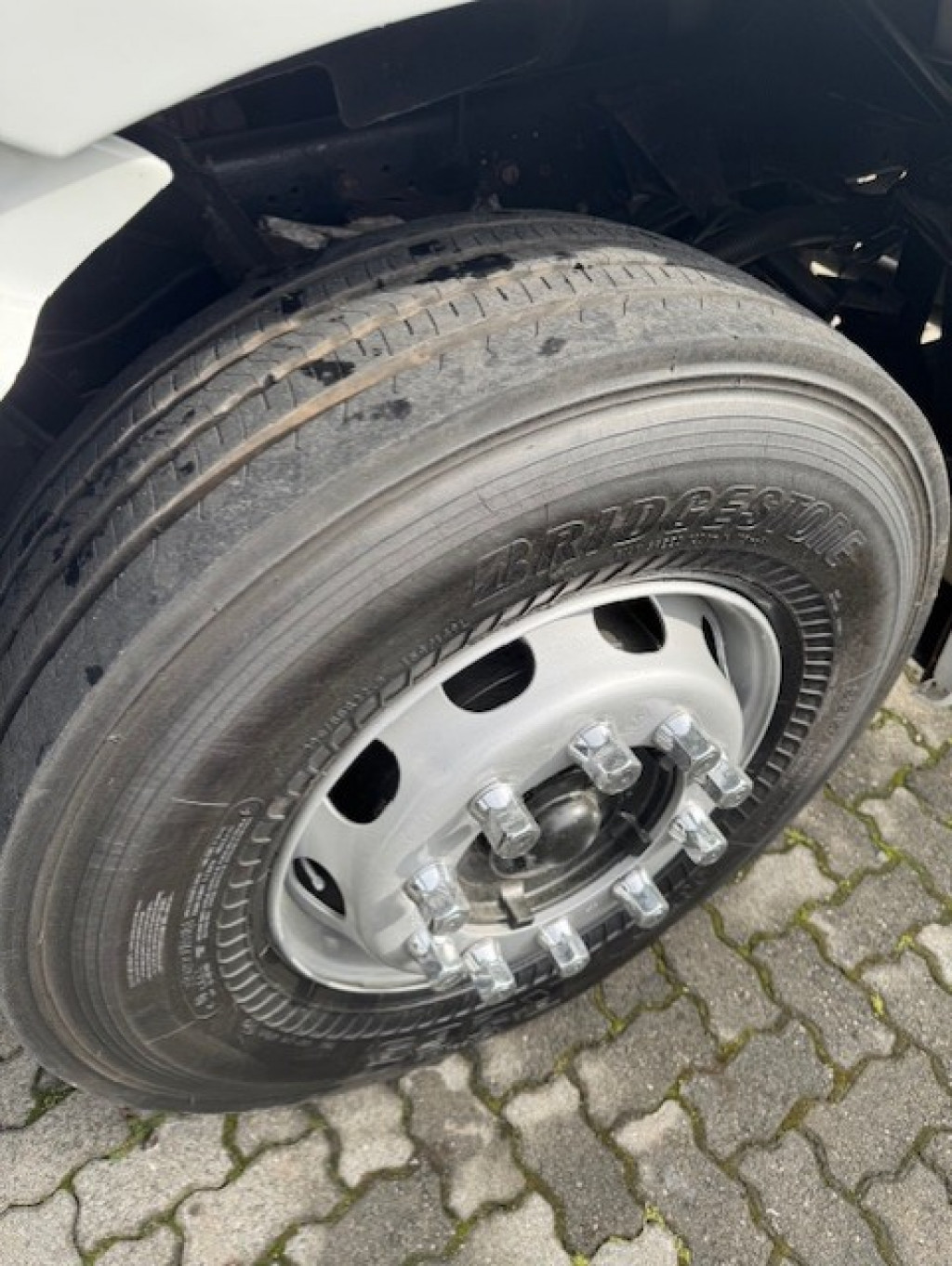 Imagem do veículo VOLKSWAGEN 19-330 E Constellation 2P (E5)