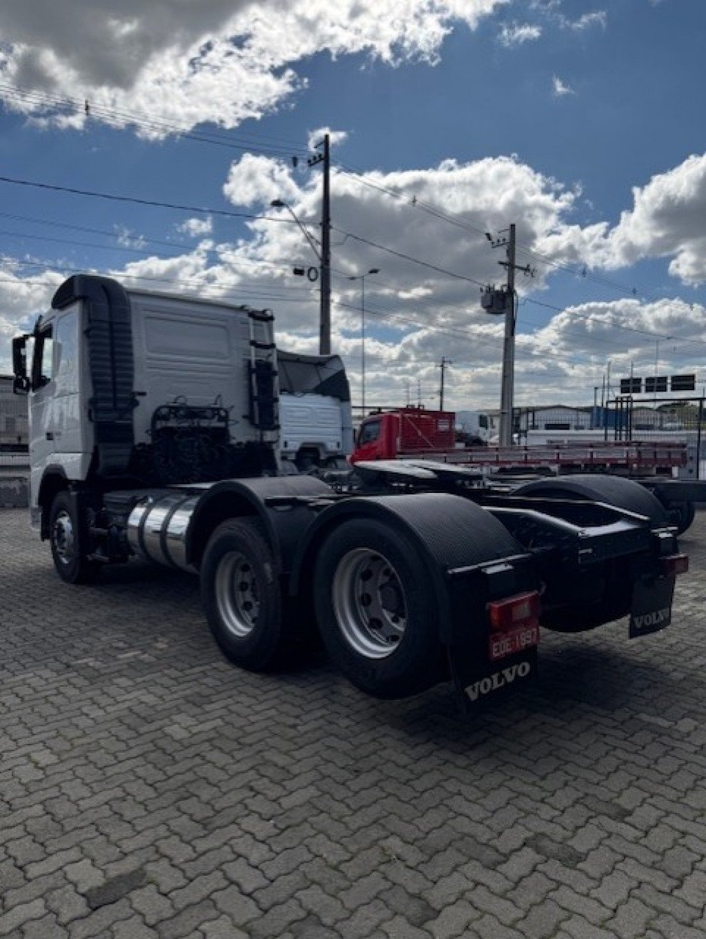 Imagem do veículo VOLVO FH 460 6x2