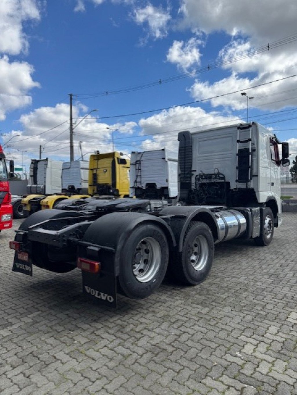 Imagem do veículo VOLVO FH 460 6x2