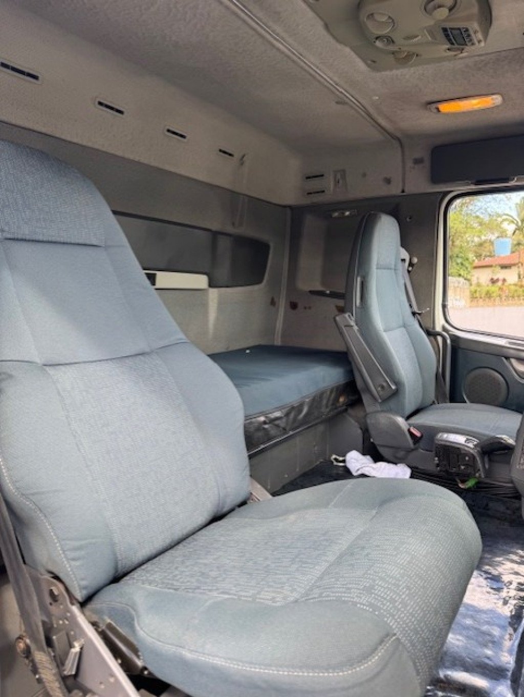 Imagem do veículo VOLVO FH 460 6x2